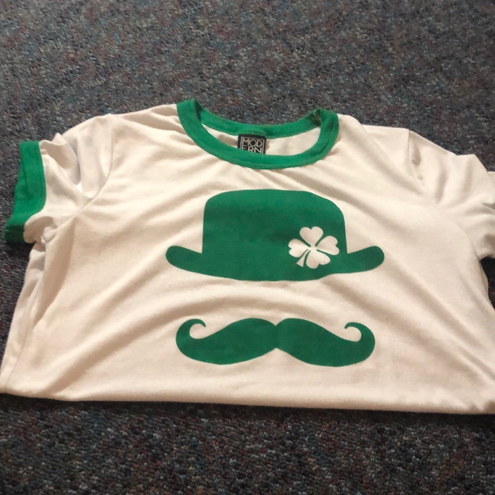 green st Patrick’s day shirt